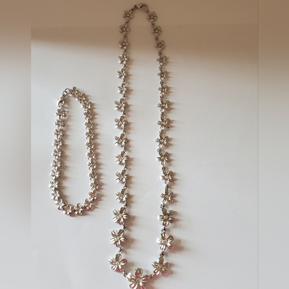 NWOT Sterling Silver Plumeria Flower Necklace and Bracelet Set